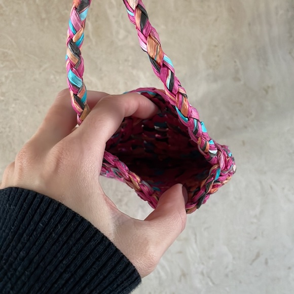 Colourful raffia crossbody mini bag - Picture 4 of 4